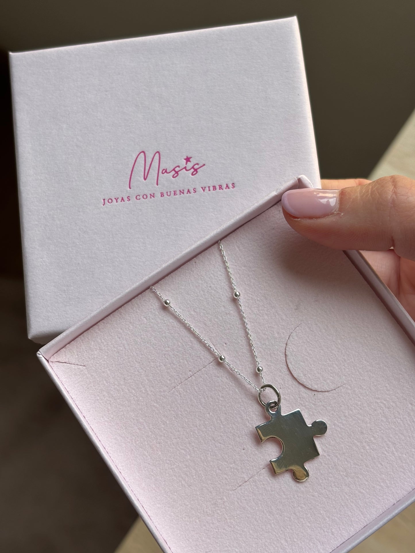 Gargantilla pieza de puzzle