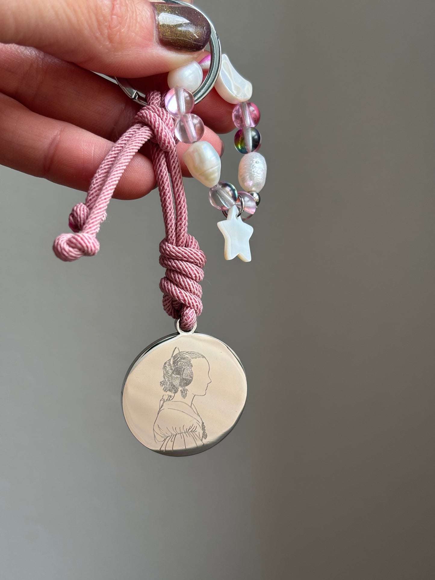 Llavero personalizado en acero inoxidable – Medalla de 30 mm