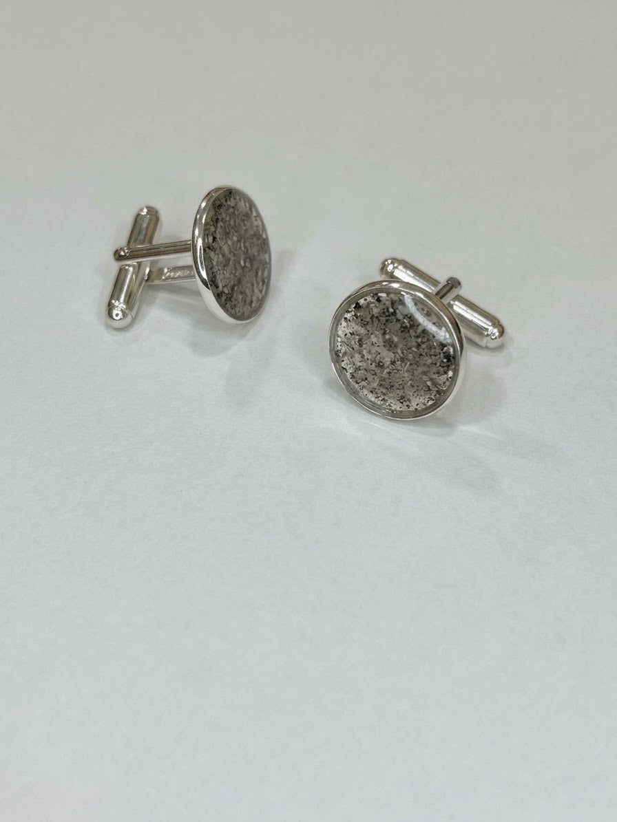 Gemelos con ceniza memoriales de plata
