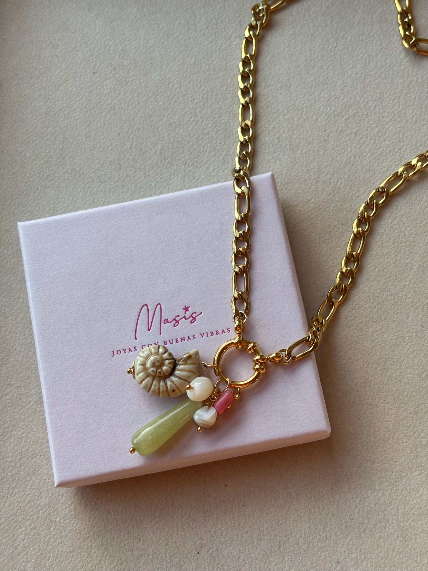 Collar luz de tarde