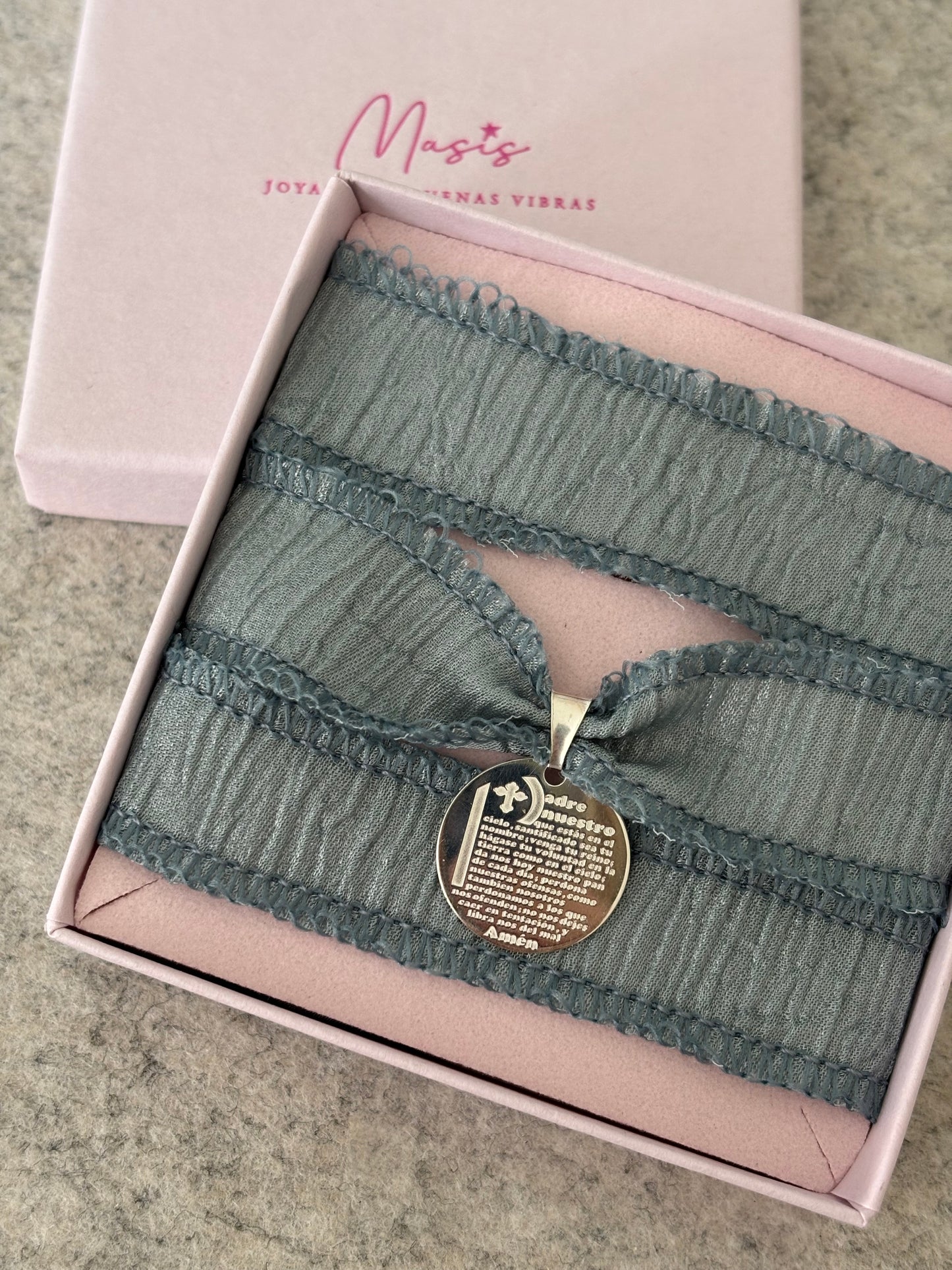 Medalla con Seda Padre Nuestro