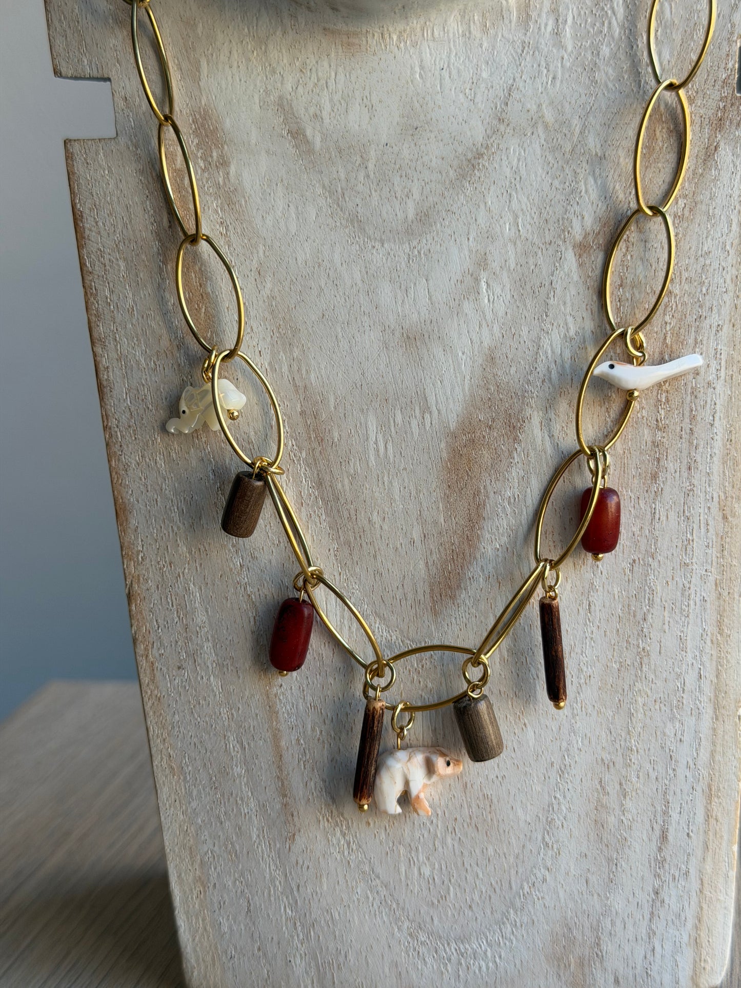 Collar Kenia