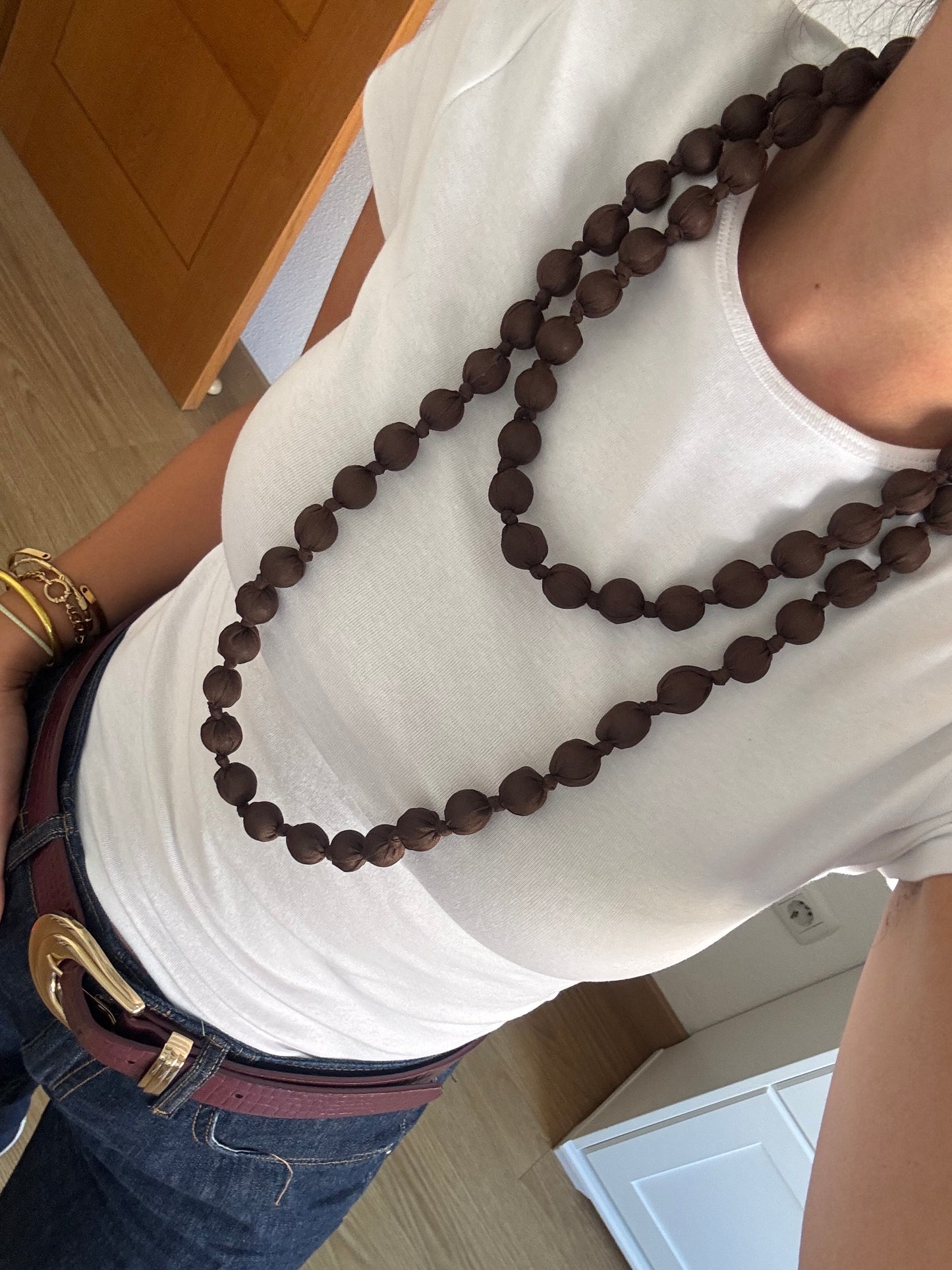 Collar multi posiciones chocolate