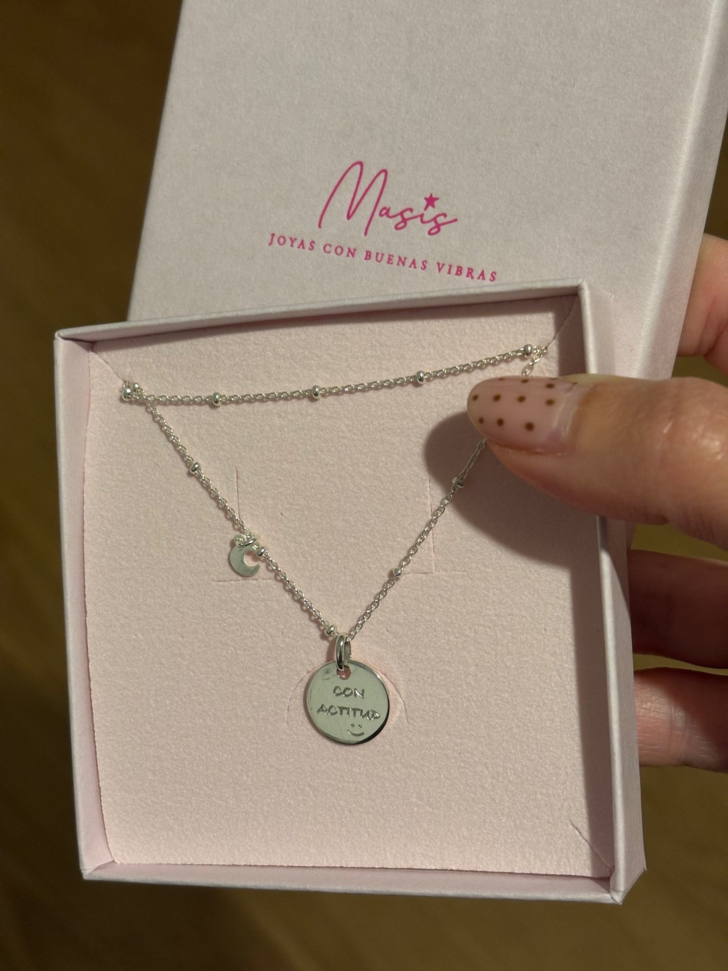 Gargantilla con medalla de 13 mm y luna