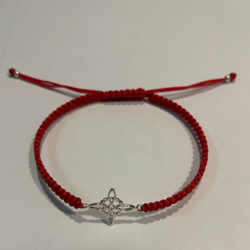 Pulsera de plata 925 con cordón rojo – Nudo de bruja