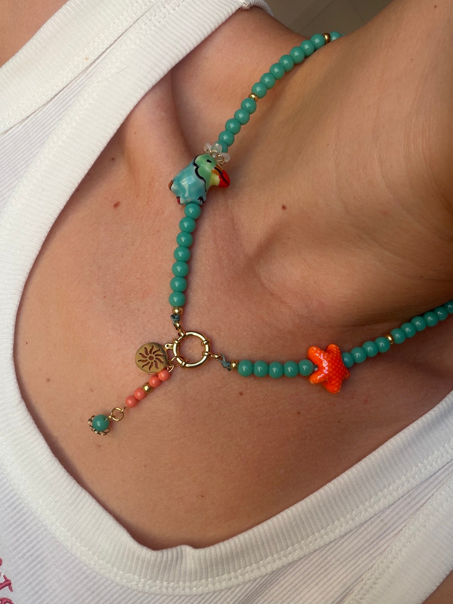 Collar Lau