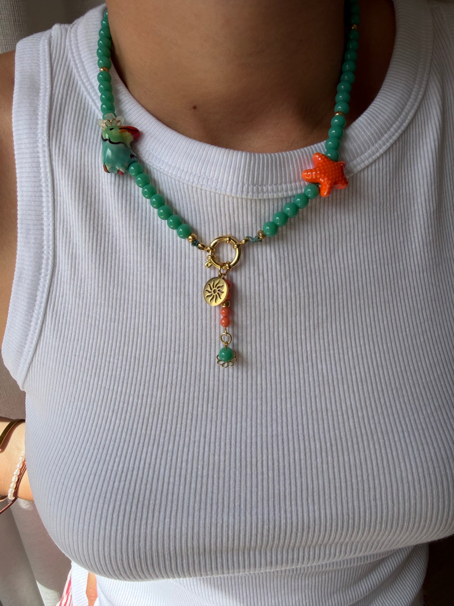 Collar Lau
